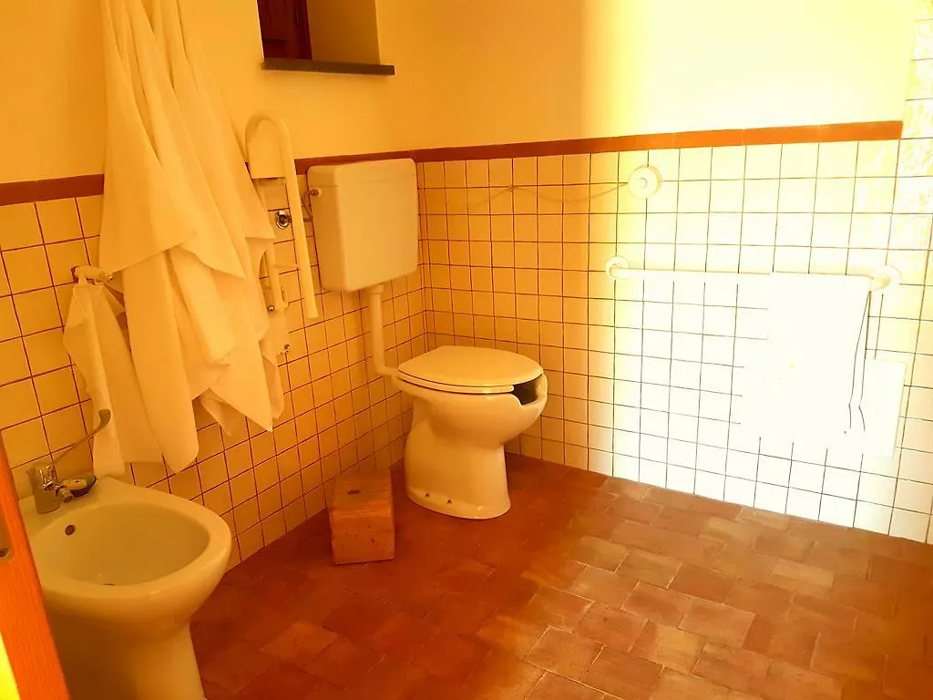 Pumadamuri Hotel Acireale 0*,  Italy